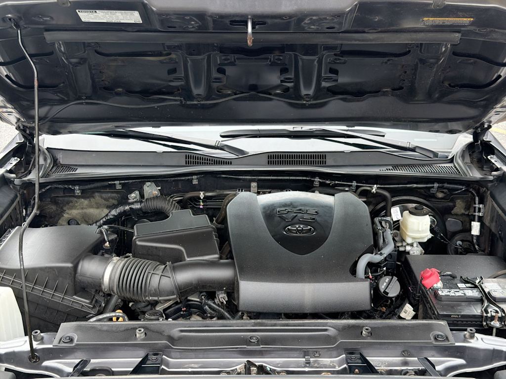 Thumbnail: 2021 Toyota Tacoma - 9