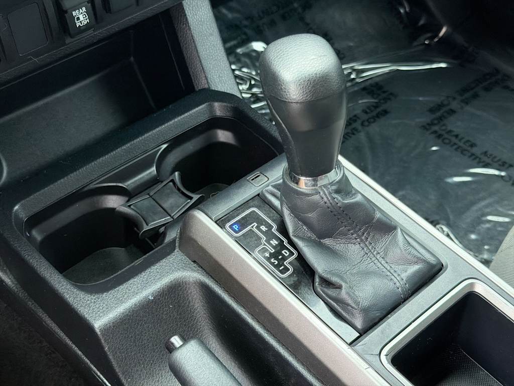 Thumbnail: 2021 Toyota Tacoma - 16