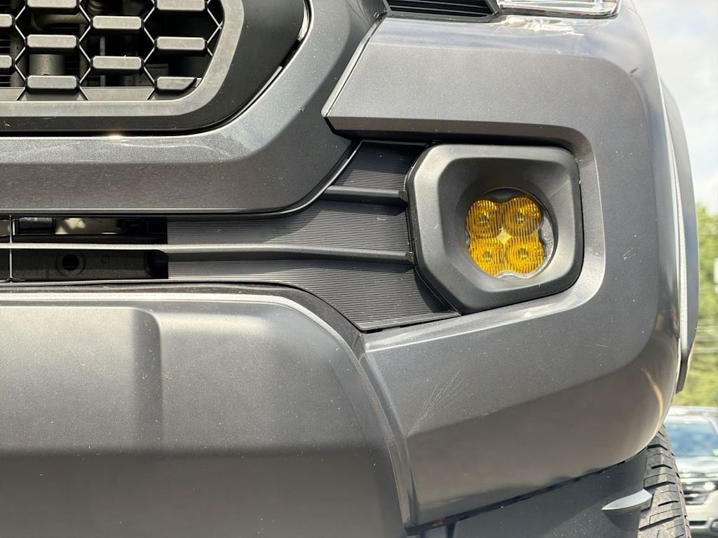 Thumbnail: 2021 Toyota Tacoma - 24