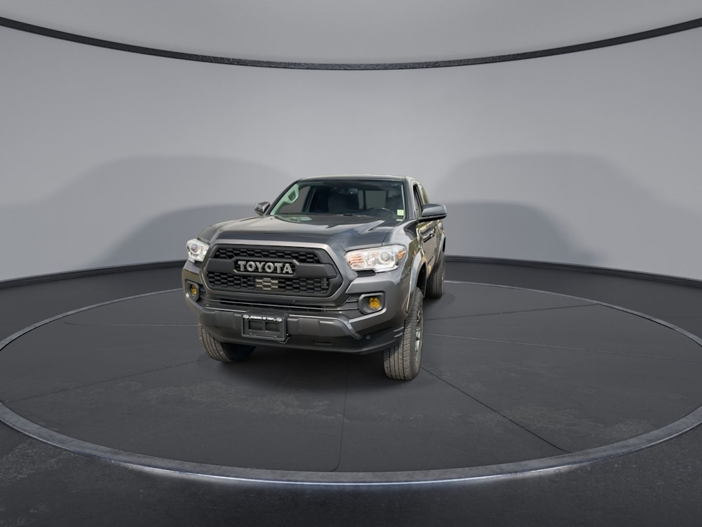 Thumbnail: 2021 Toyota Tacoma - 5