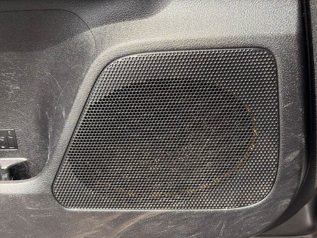 Thumbnail: 2021 Toyota Tacoma - 33
