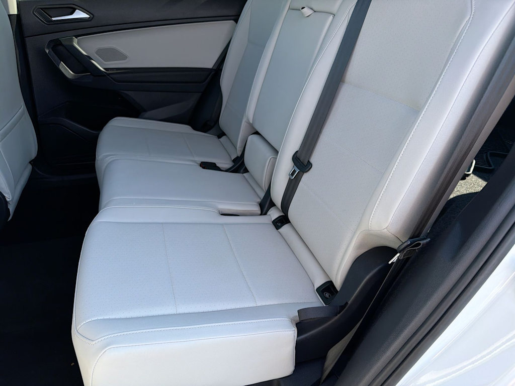 Thumbnail: 2019 Volkswagen Tiguan - 12