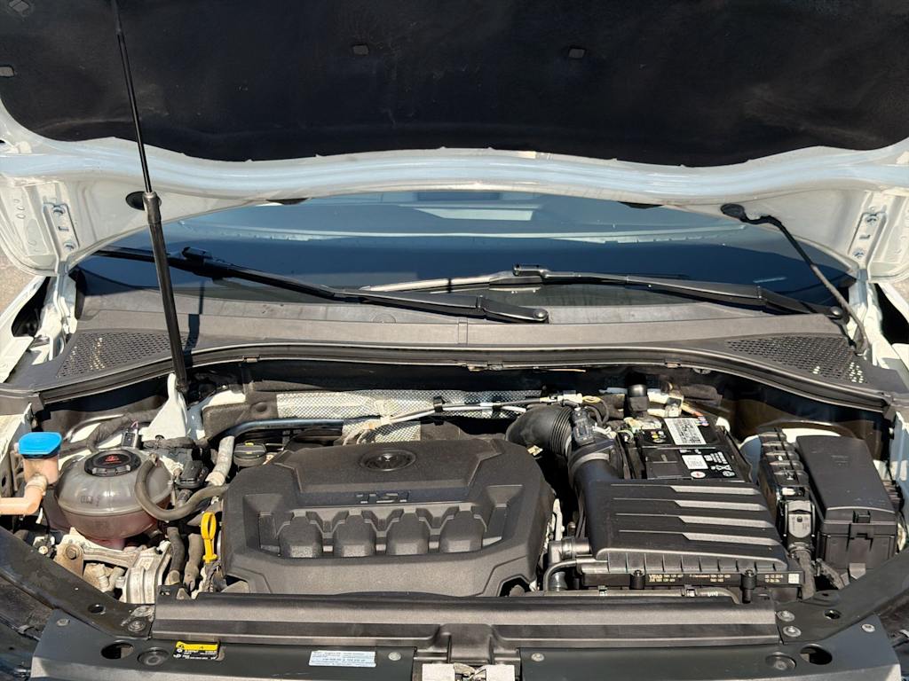 Thumbnail: 2019 Volkswagen Tiguan - 8