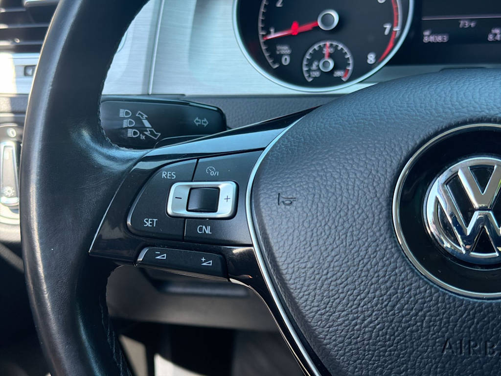 Thumbnail: 2017 Volkswagen Golf - 29