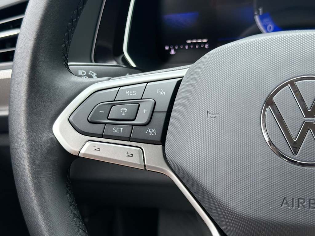 Thumbnail: 2024 Volkswagen Jetta - 29