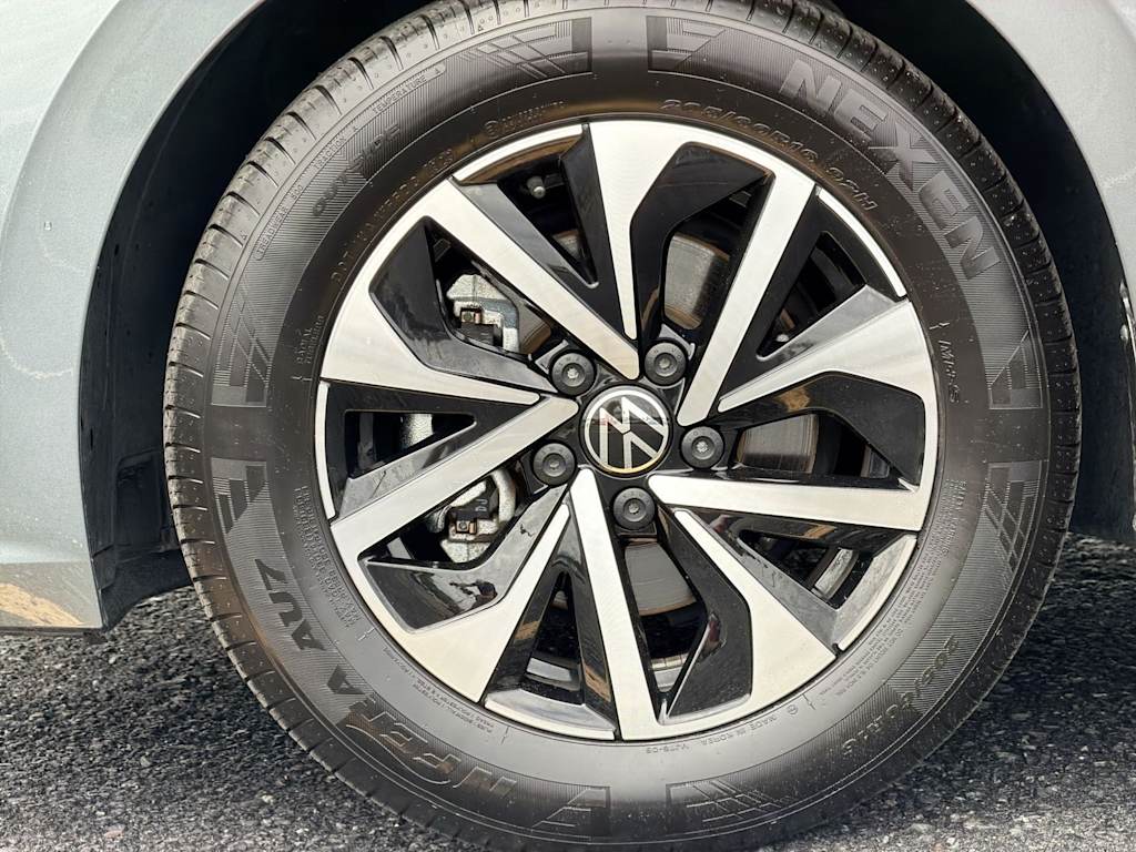 Thumbnail: 2024 Volkswagen Jetta - 7
