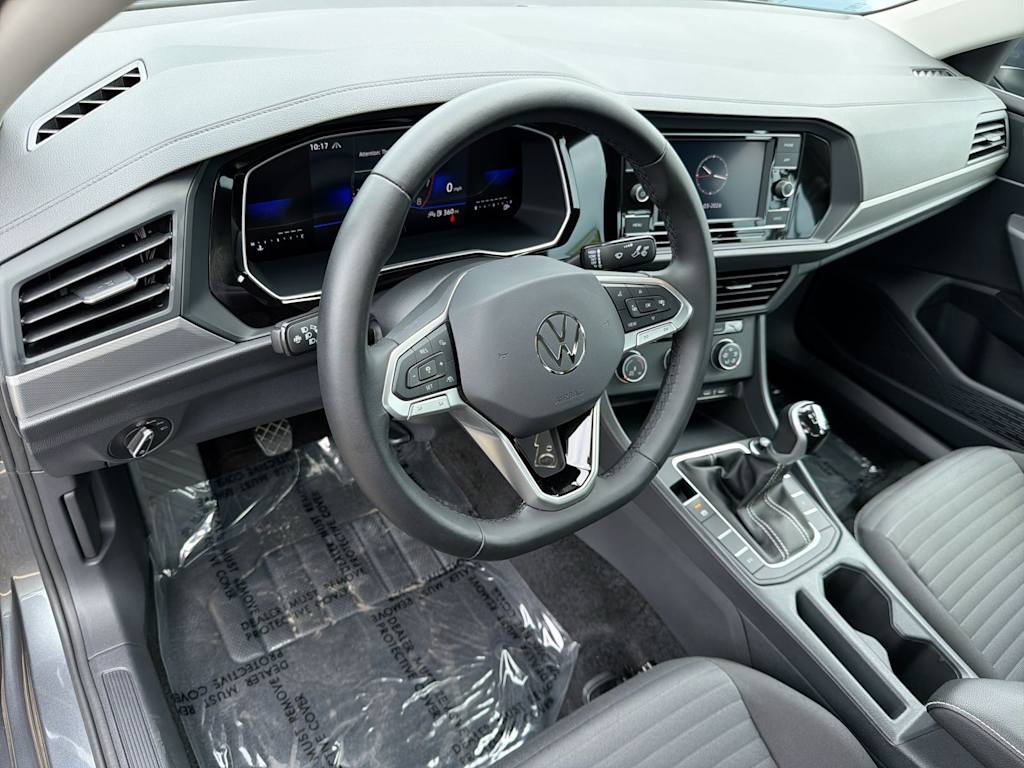 Thumbnail: 2024 Volkswagen Jetta - 2