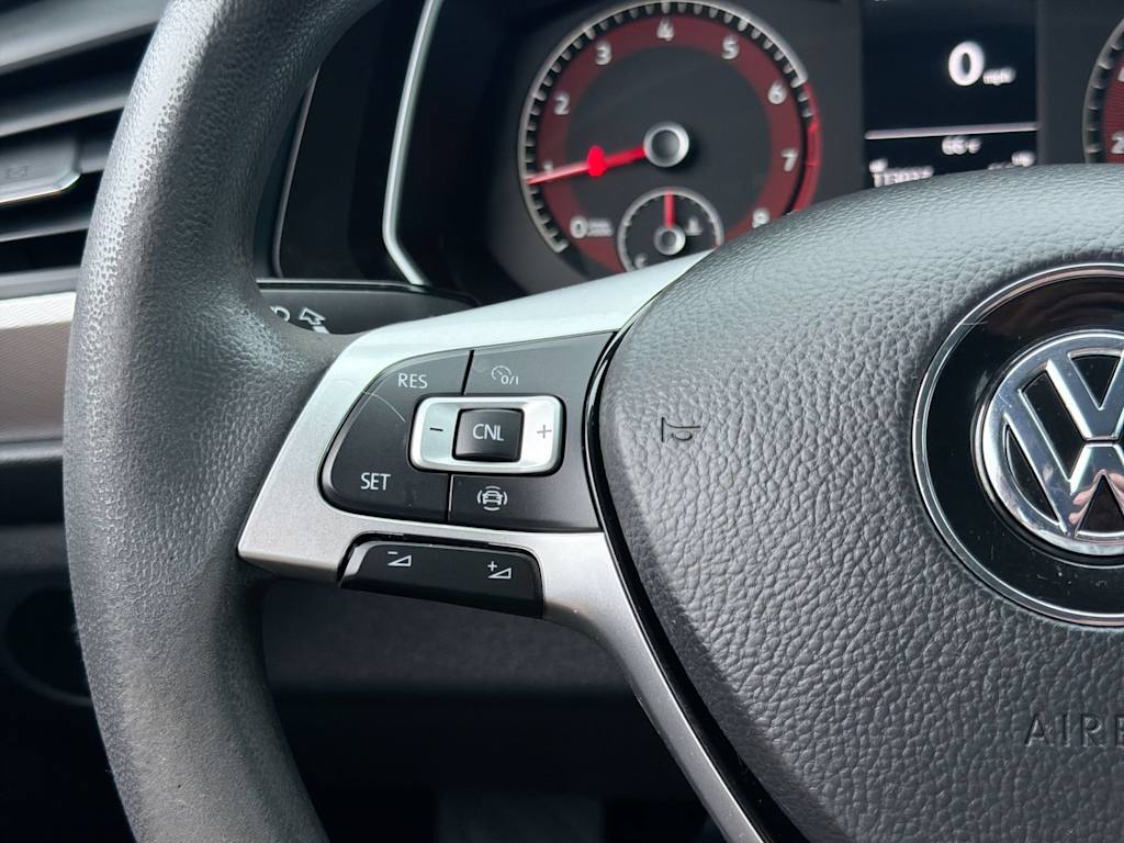 Thumbnail: 2019 Volkswagen Jetta - 30