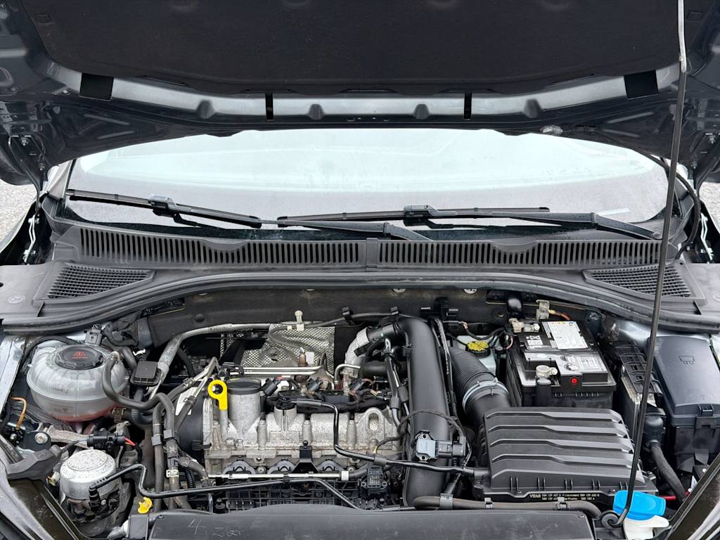 Thumbnail: 2019 Volkswagen Jetta - 8