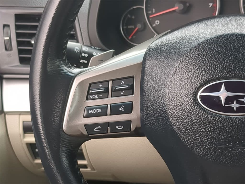 2014 Subaru Legacy Premium 29
