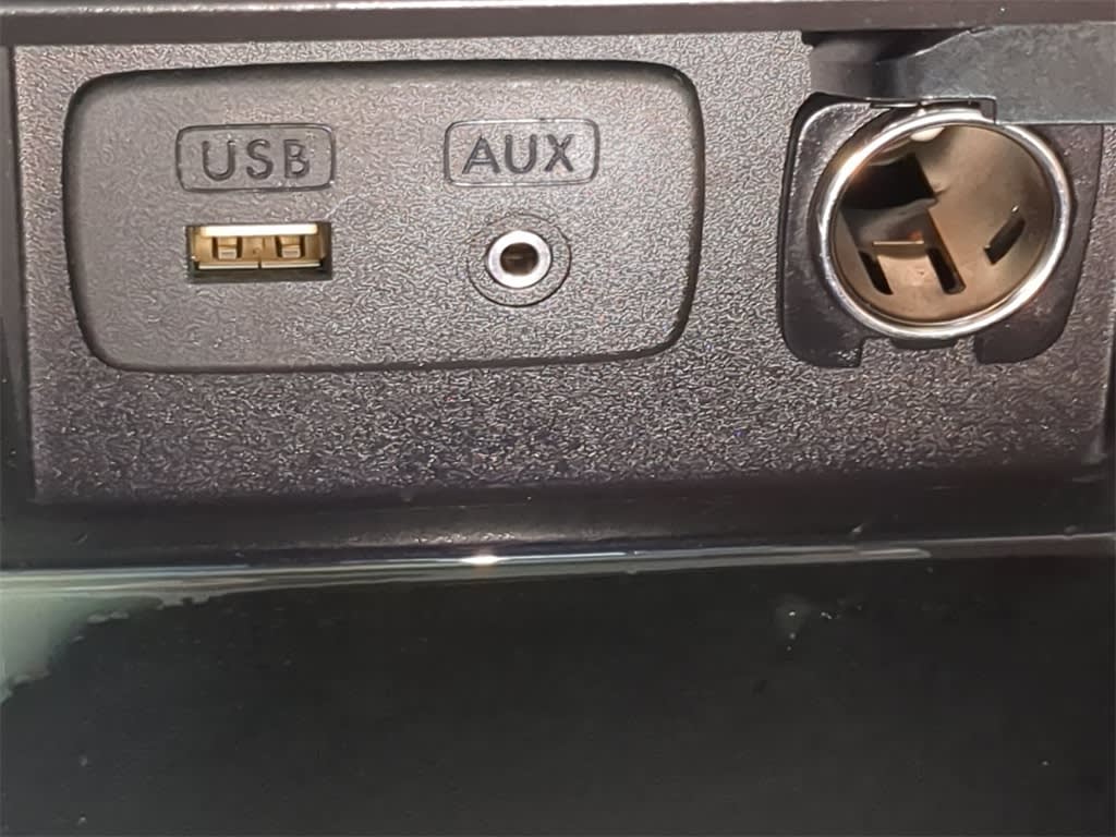 2014 Subaru Legacy Premium 34