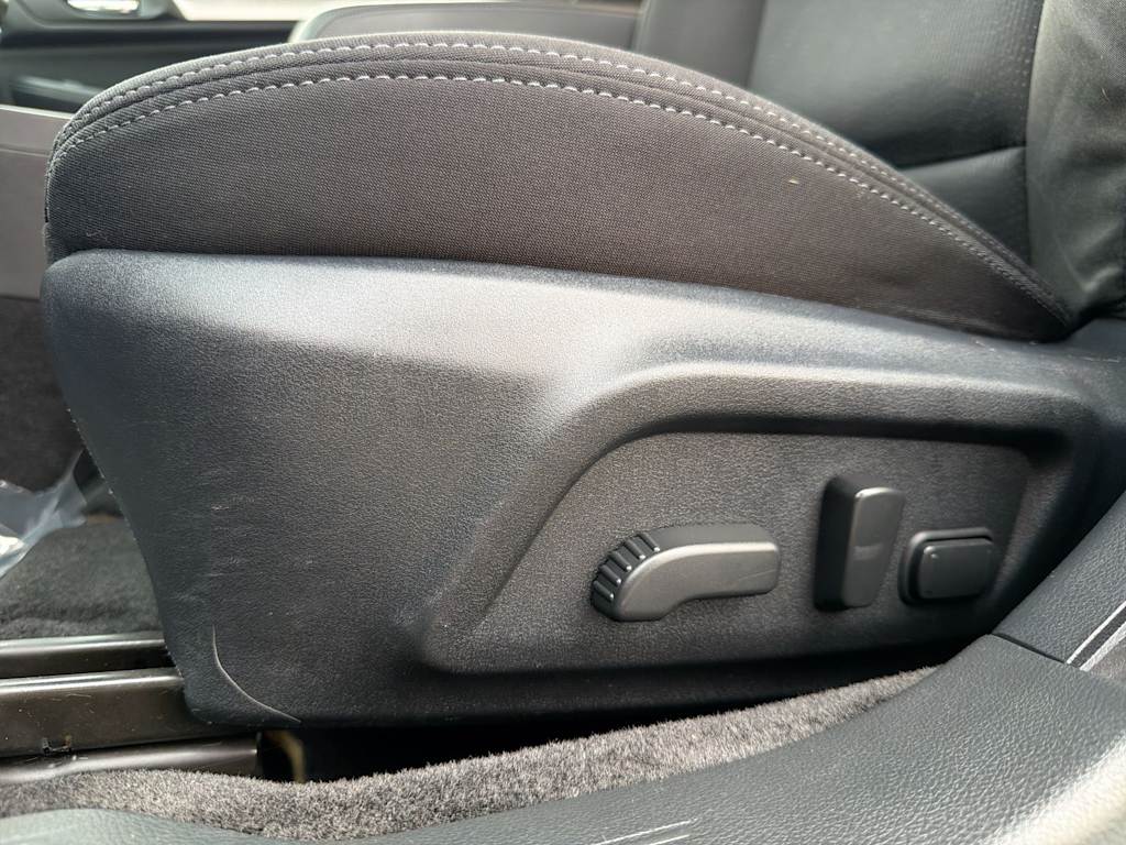 Thumbnail: 2015 Subaru Legacy - 27