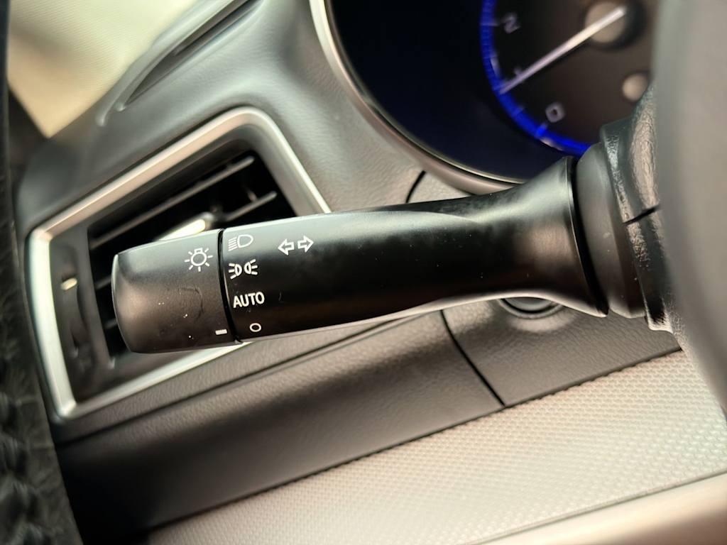 Thumbnail: 2015 Subaru Legacy - 33