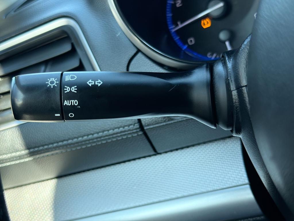 Thumbnail: 2018 Subaru Legacy - 32