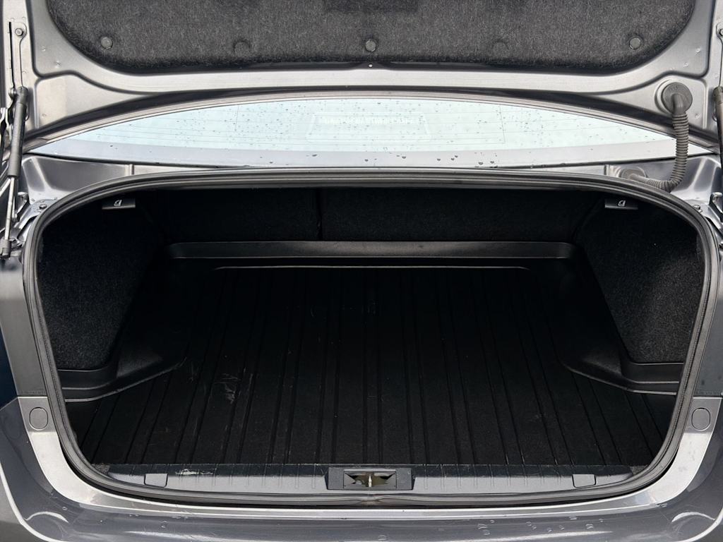 Thumbnail: 2018 Subaru Legacy - 37