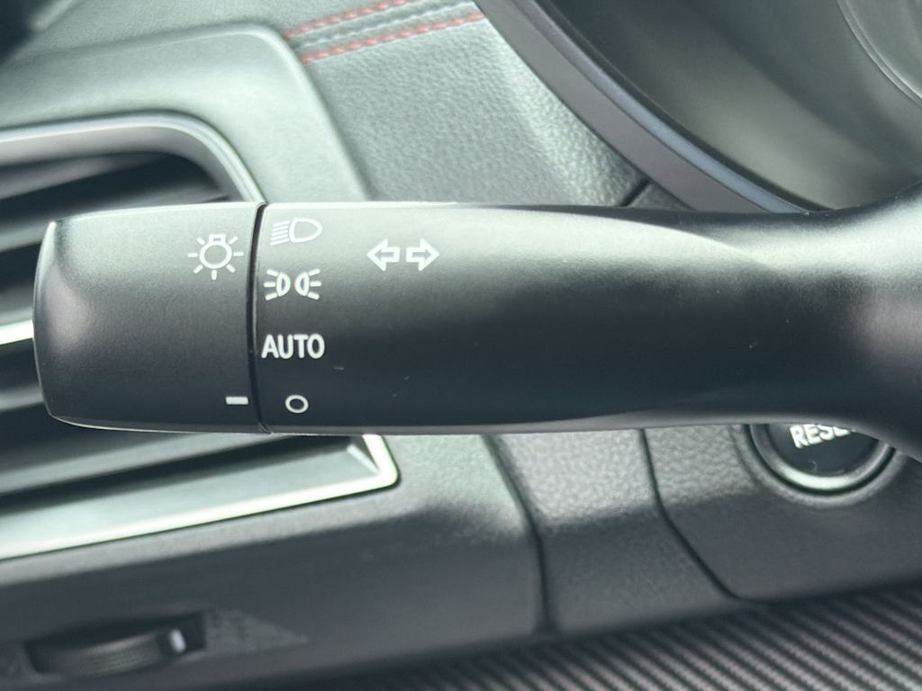 Thumbnail: 2017 Subaru Impreza - 14