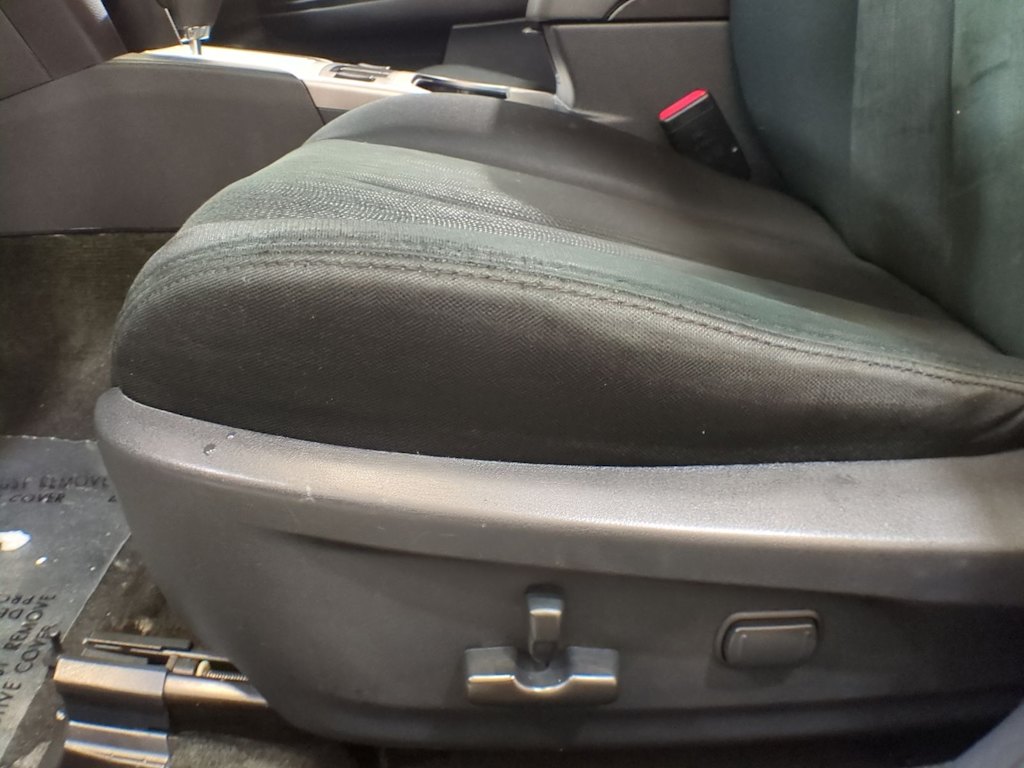Thumbnail: 2013 Subaru Outback - 27