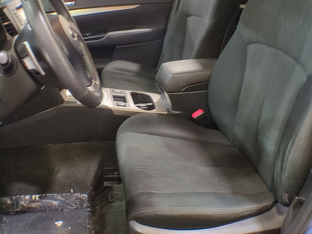Thumbnail: 2013 Subaru Outback - 11