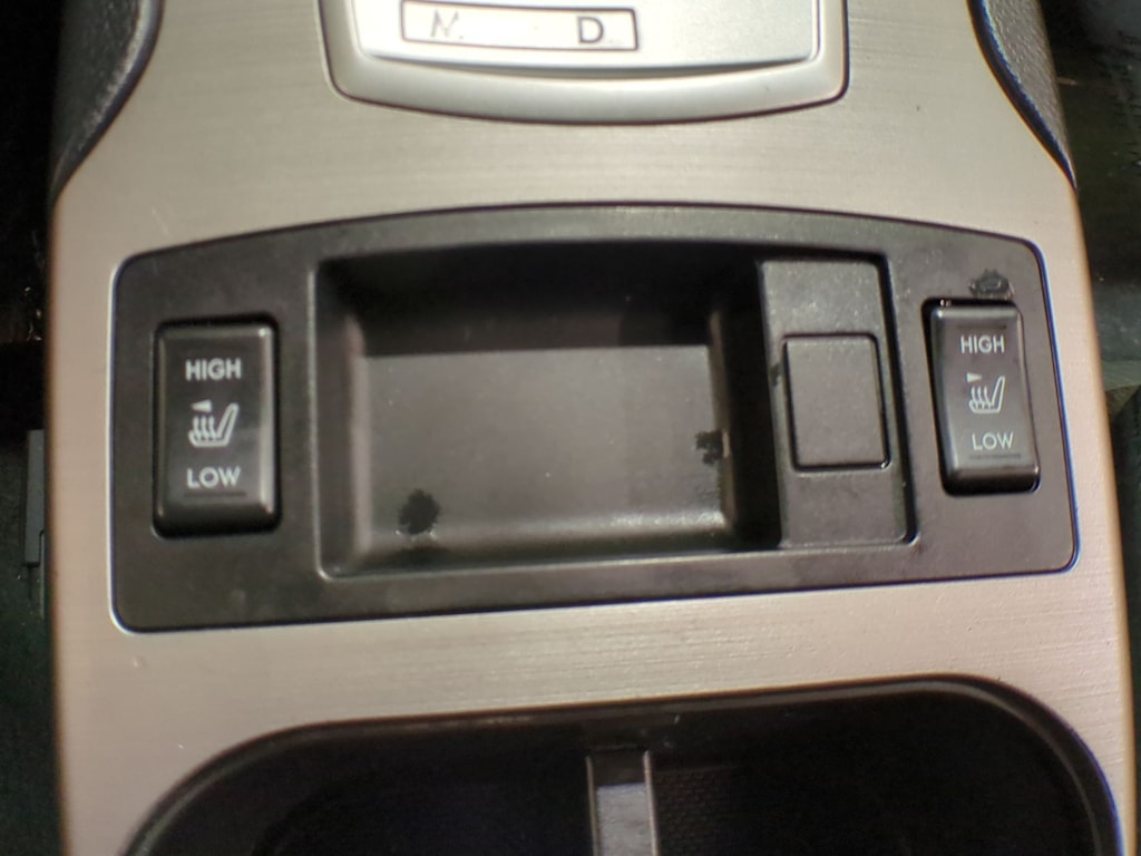 Thumbnail: 2013 Subaru Outback - 36