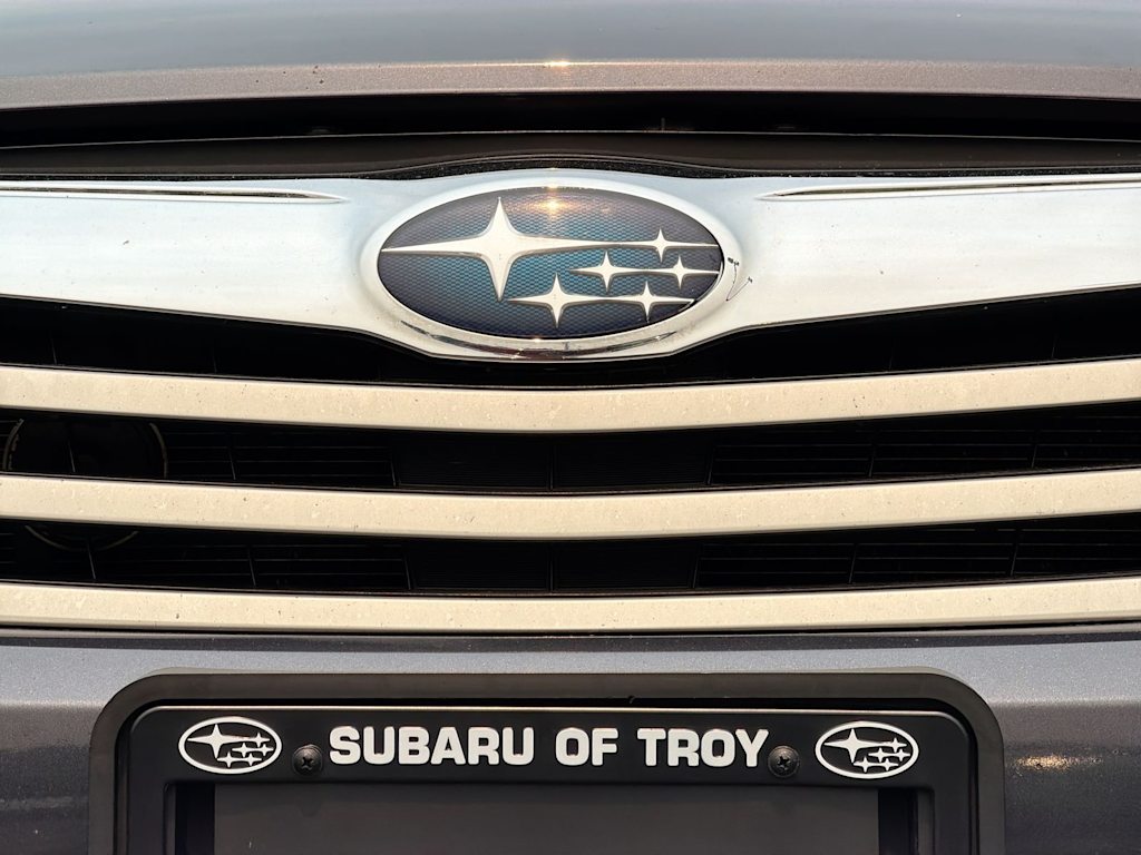 Thumbnail: 2011 Subaru Outback - 6