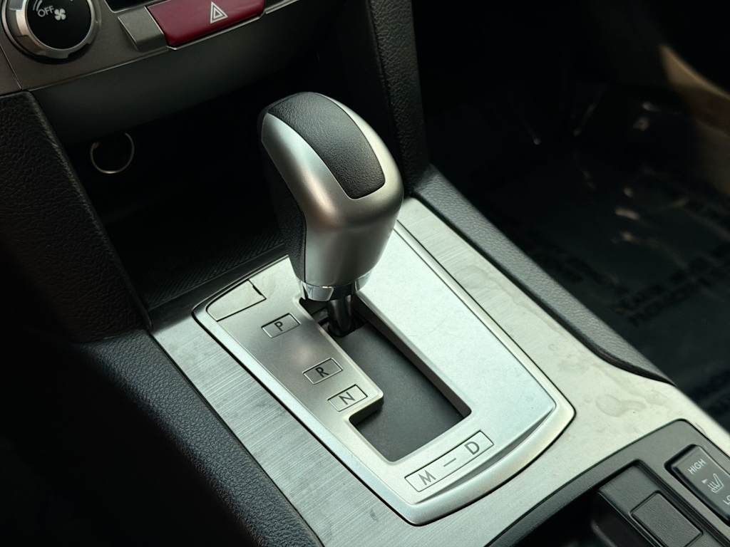 Thumbnail: 2011 Subaru Outback - 37