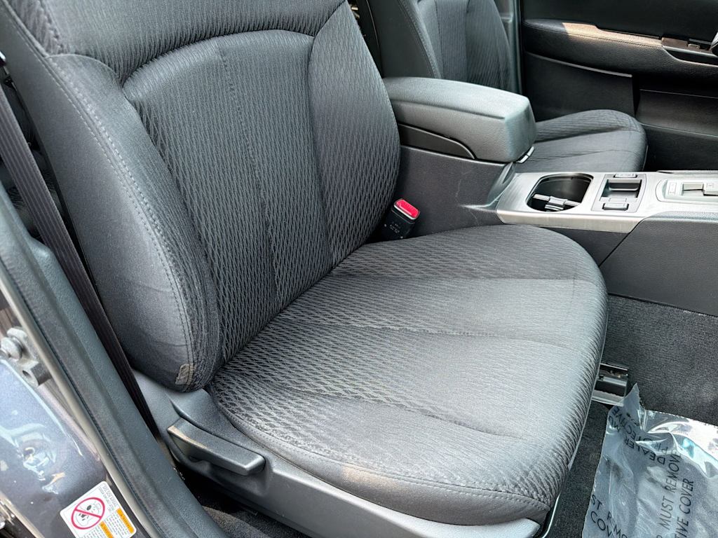 Thumbnail: 2011 Subaru Outback - 11