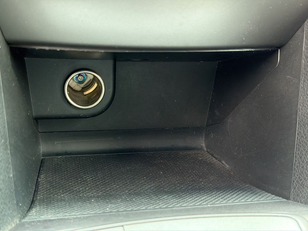 Thumbnail: 2011 Subaru Outback - 36
