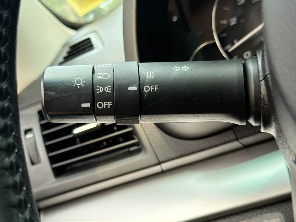 Thumbnail: 2011 Subaru Outback - 14