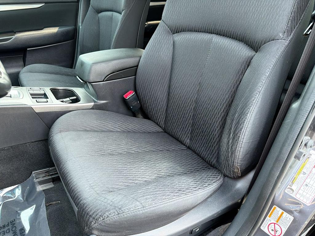 Thumbnail: 2011 Subaru Outback - 10