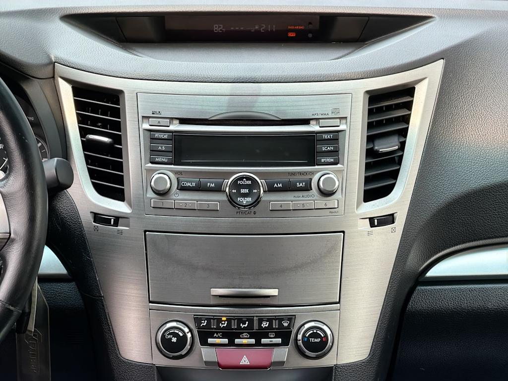 Thumbnail: 2011 Subaru Outback - 33