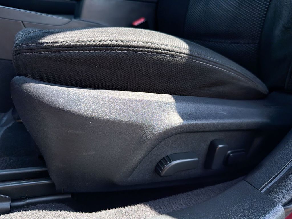 Thumbnail: 2016 Subaru Outback - 18