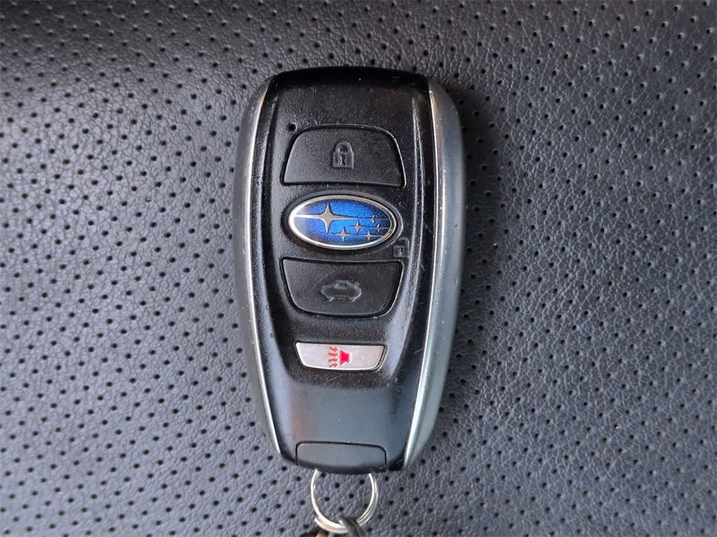 Thumbnail: 2017 Subaru Outback - 18