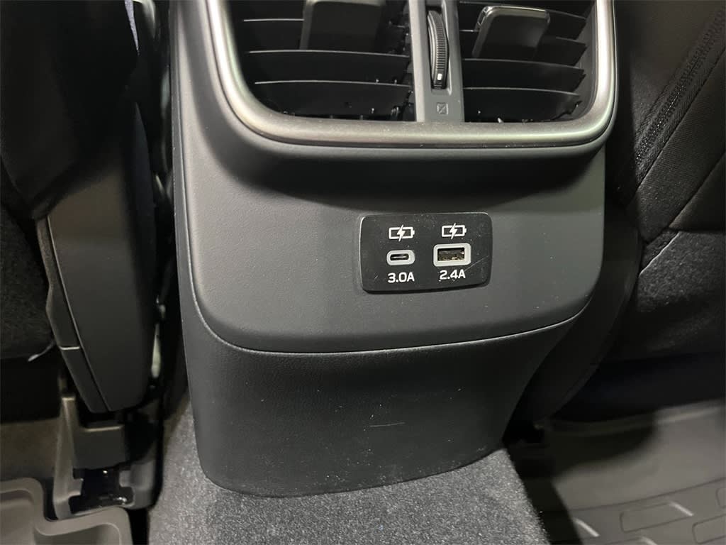 2025 Subaru Outback Premium 27