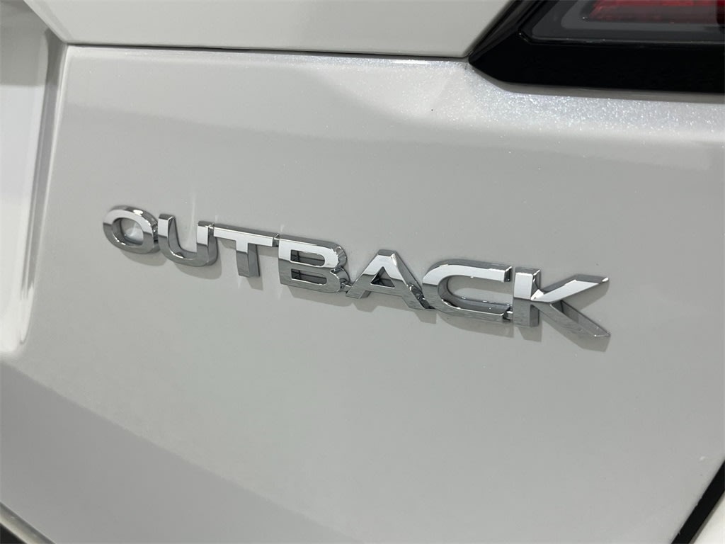 2025 Subaru Outback Premium 19