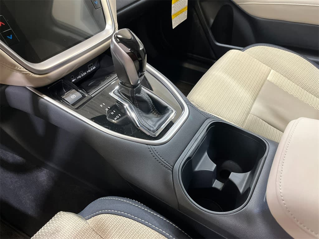 2025 Subaru Outback Premium 13