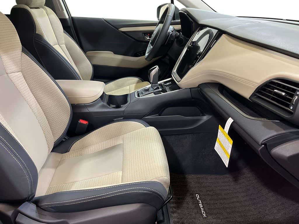 2025 Subaru Outback Premium 10
