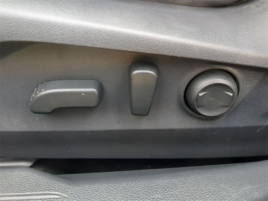 2022 Subaru Outback Limited 27