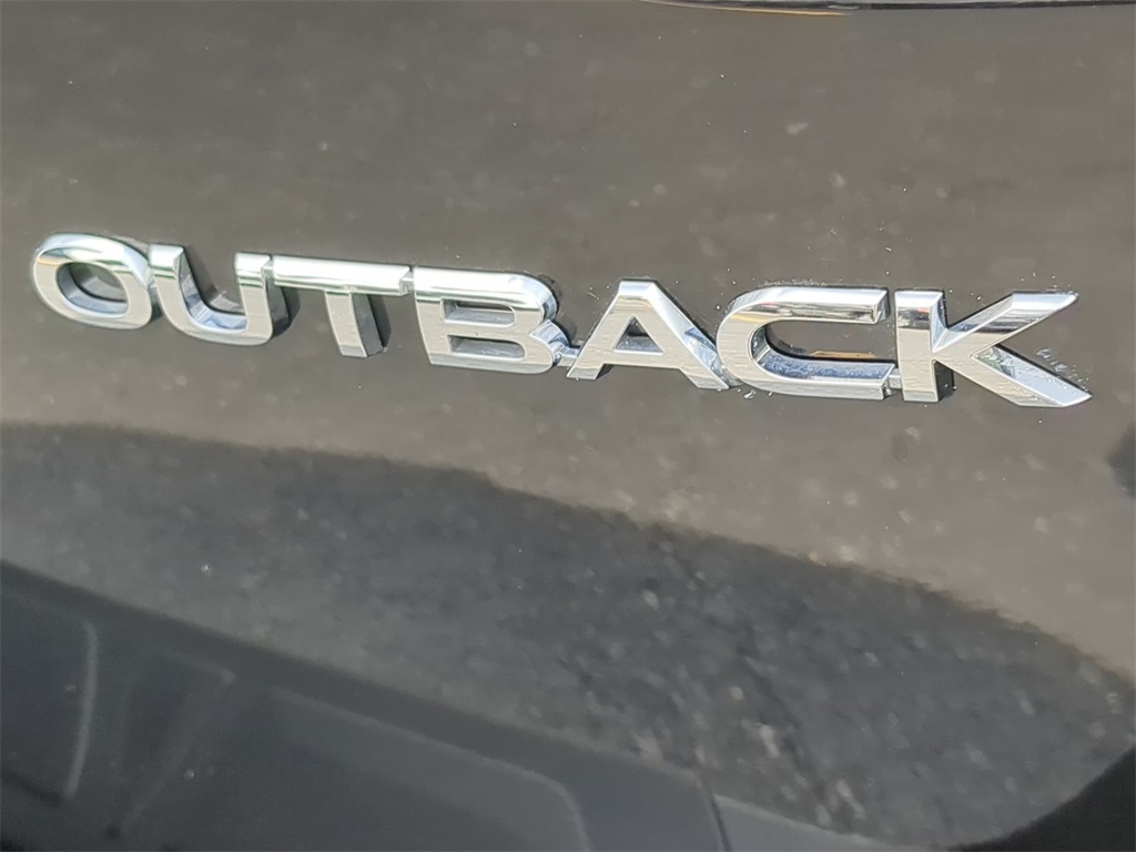 2022 Subaru Outback Limited 26