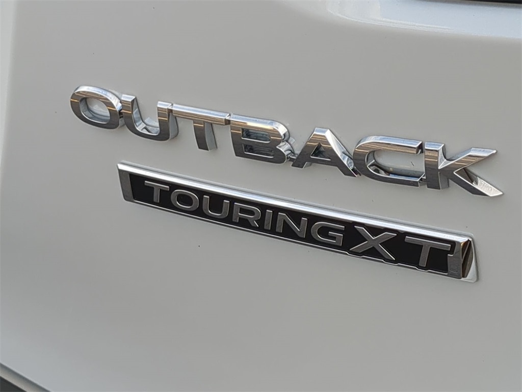 2021 Subaru Outback Touring 26