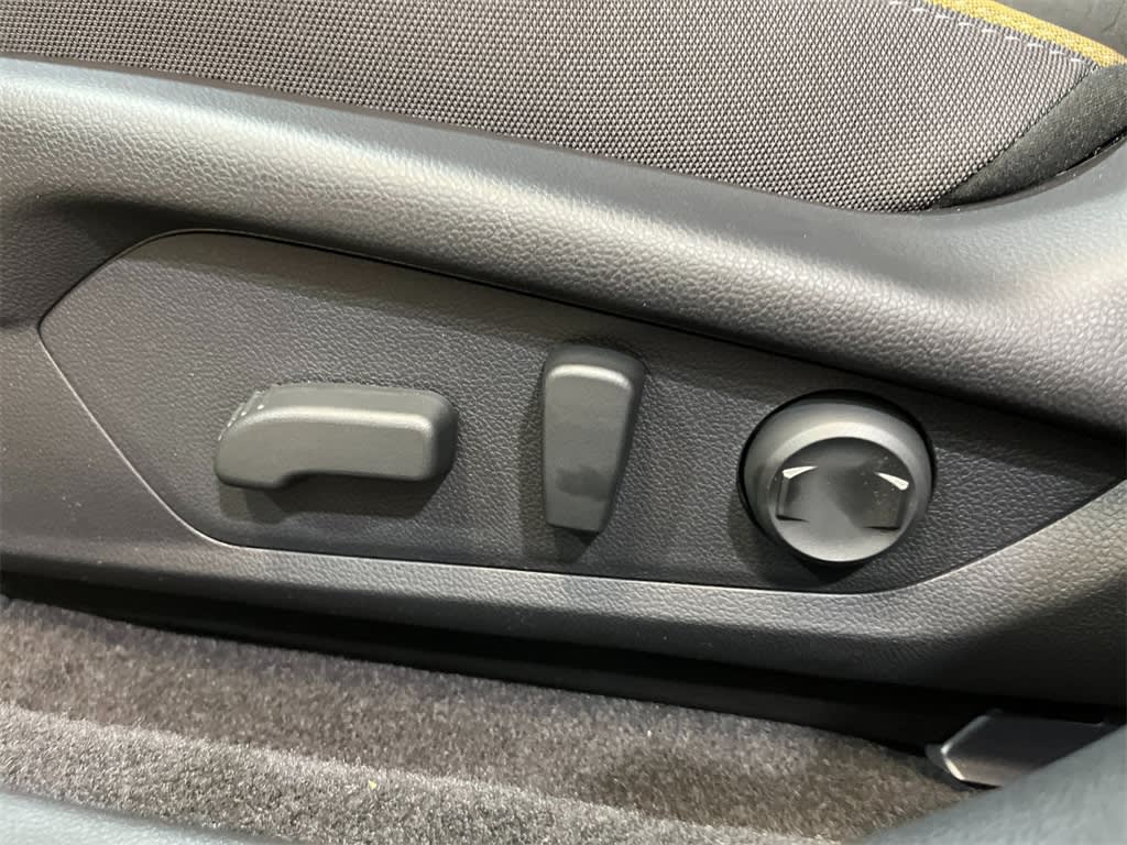 2025 Subaru Crosstrek Sport 20