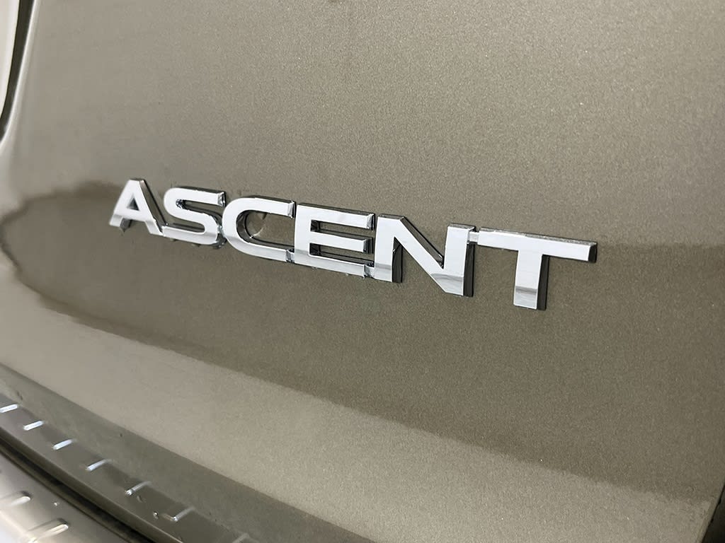 2024 Subaru Ascent Premium 19