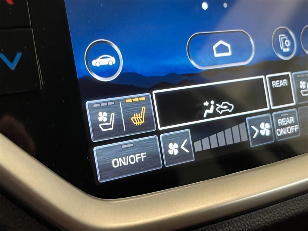 2024 Subaru Ascent Touring 26