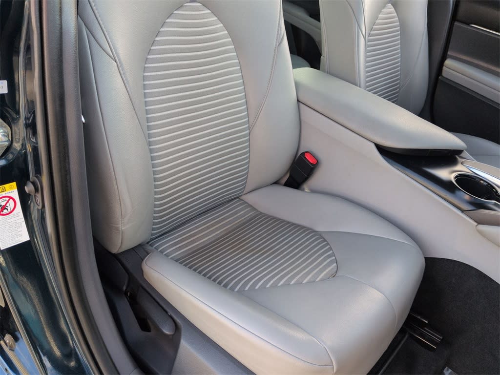 Thumbnail: 2019 Toyota Camry - 29