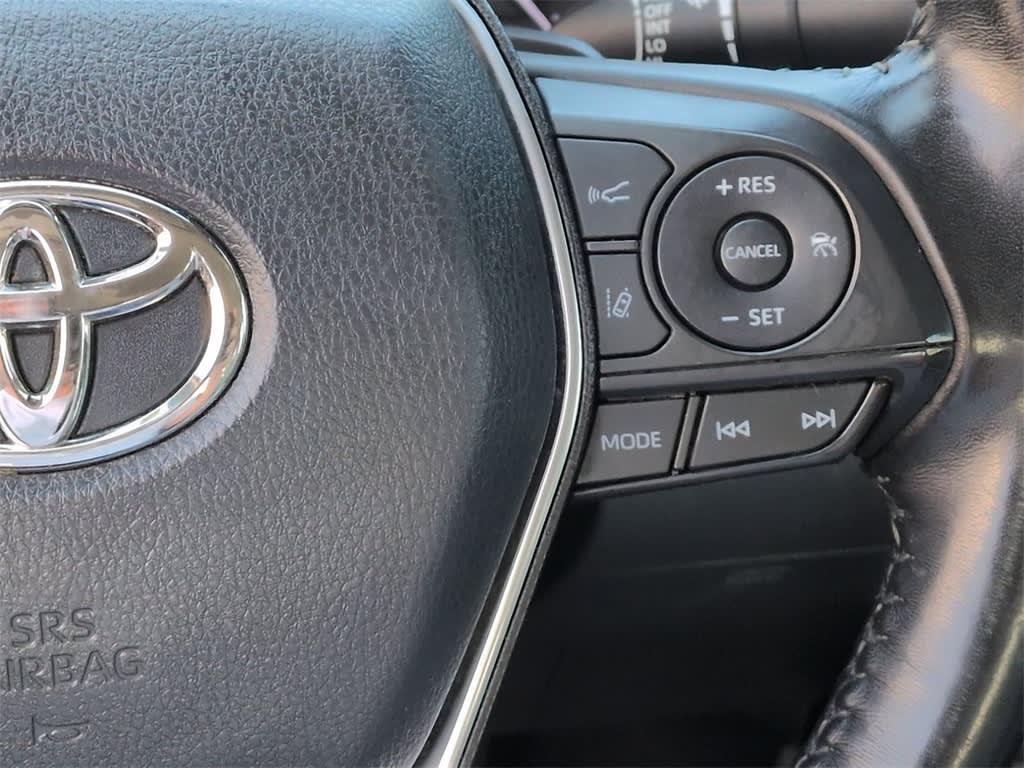 Thumbnail: 2019 Toyota Camry - 31