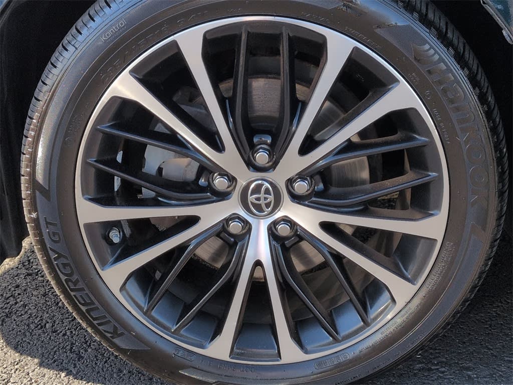 Thumbnail: 2019 Toyota Camry - 7