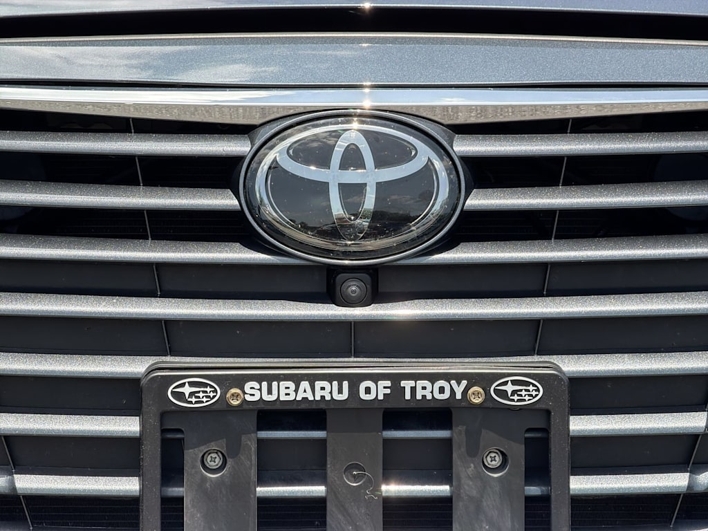 Thumbnail: 2022 Toyota Avalon - 26