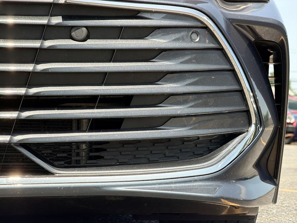 Thumbnail: 2022 Toyota Avalon - 25