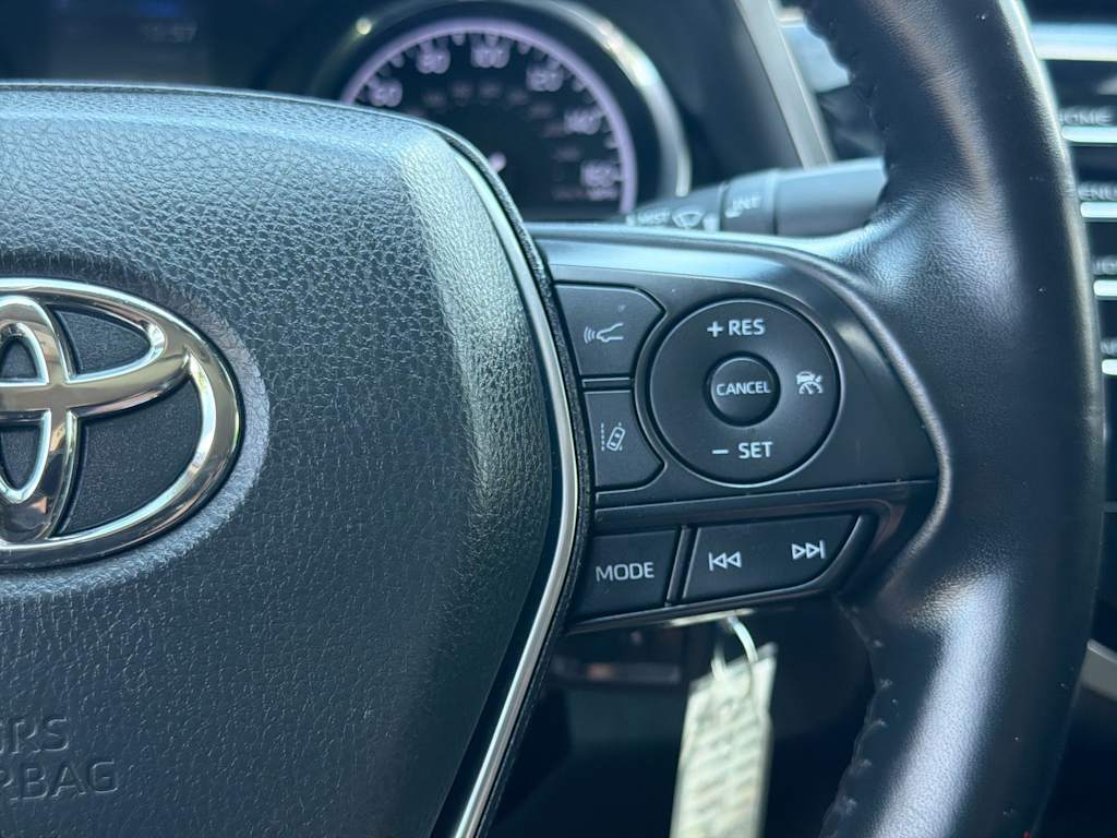Thumbnail: 2020 Toyota Camry - 31