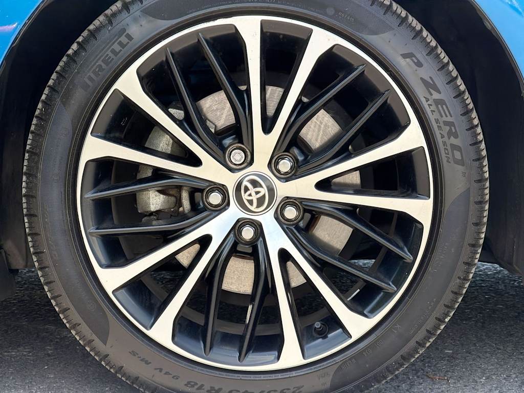 Thumbnail: 2020 Toyota Camry - 8