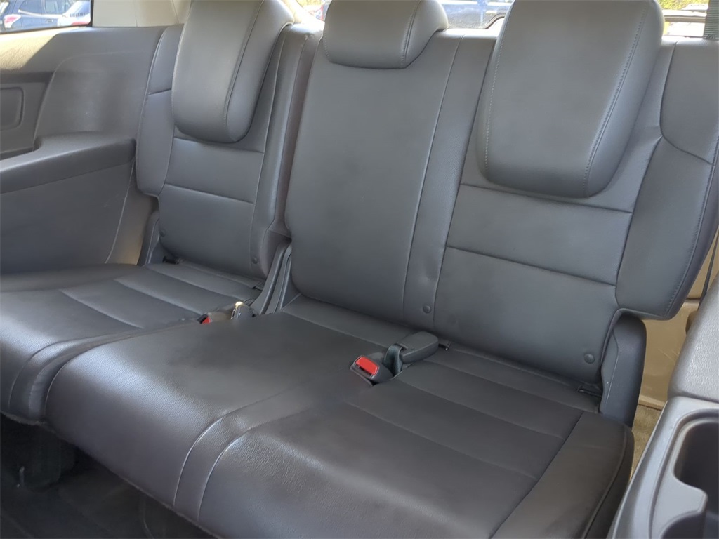 2015 Honda Odyssey EX-L 38